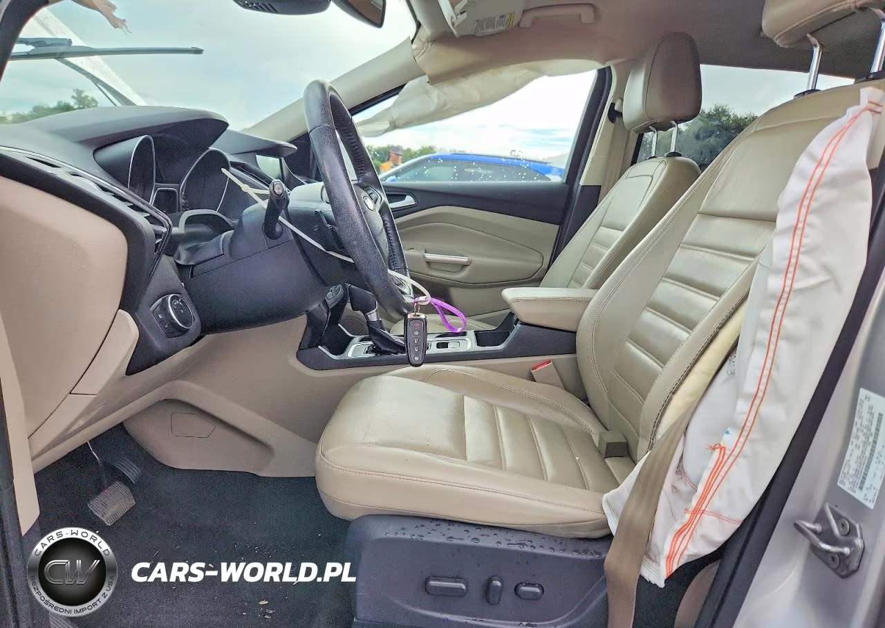 2017 Ford Escape Titanium VIN:1FMCU9JD8HUC82329 - 7