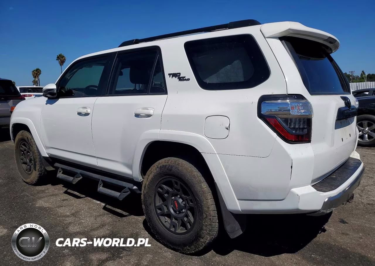 2020 Toyota 4Runner Trd Off-Road Premium VIN:JTEBU5JRXL5782074 - 2