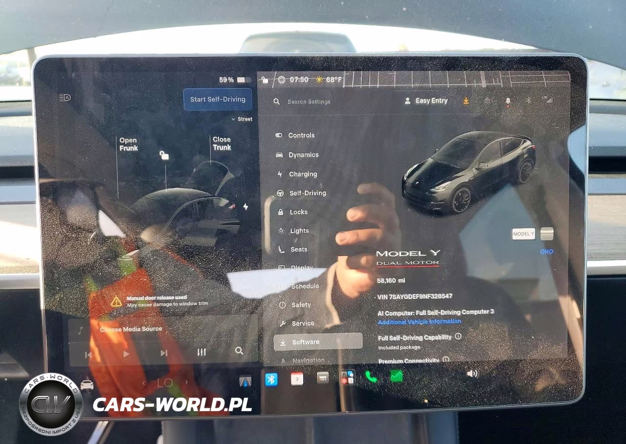 2022 Tesla Model Y VIN:7SAYGDEF9NF328547 - 9