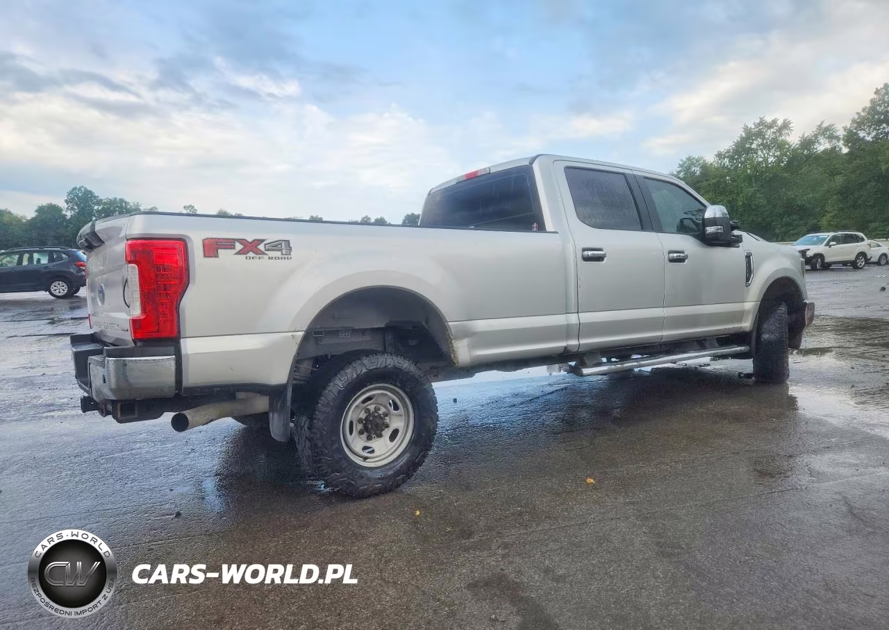 2019 Ford F250 Super Duty VIN:1FT7W2B68KEC13648 - 3