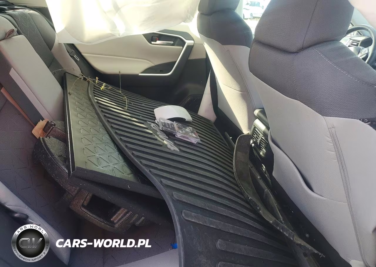 2023 Toyota Rav4 Hybrid Xle VIN:4T3RWRFV8PU104674 - 11