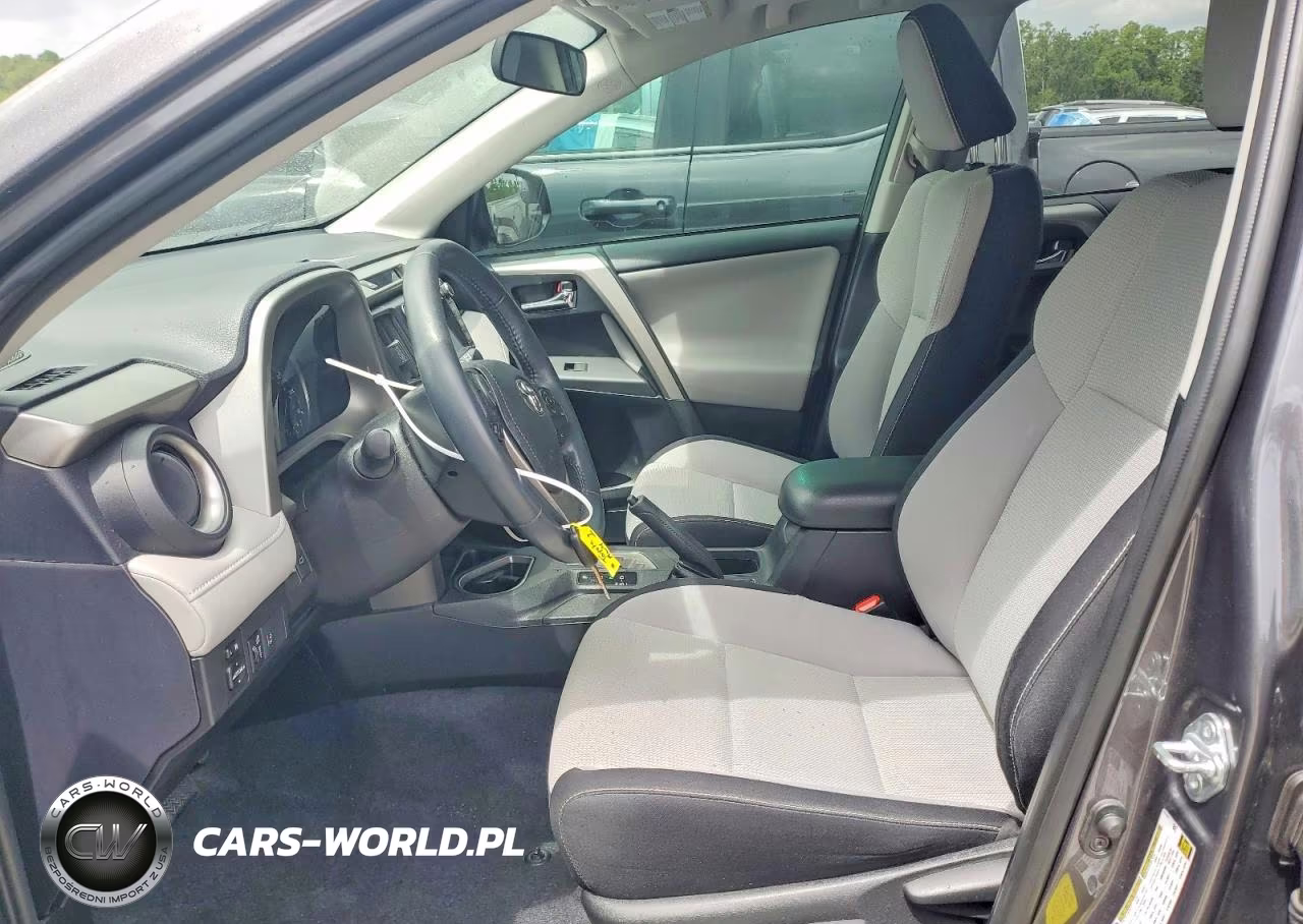 2017 Toyota Rav4 Xle VIN:2T3WFREV9HW318112 - 7