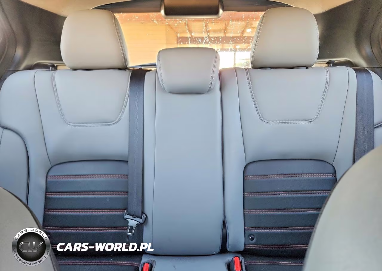 2022 Nissan Kicks Sr VIN:3N1CP5DV1NL477691 - 10