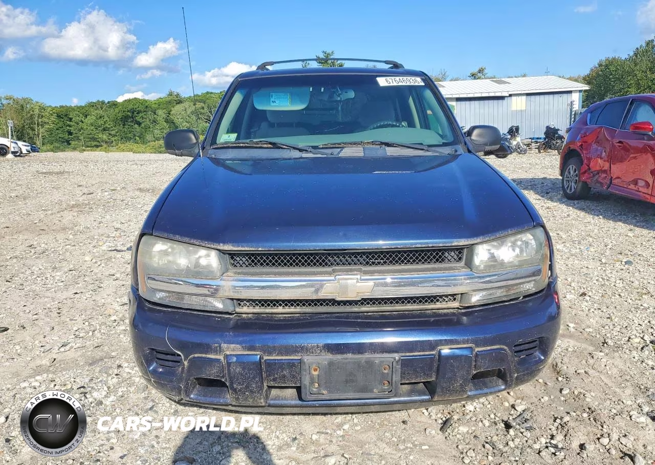 2007 Chevrolet Trailblazer Ls VIN:1GNDT13S772204909 - 5