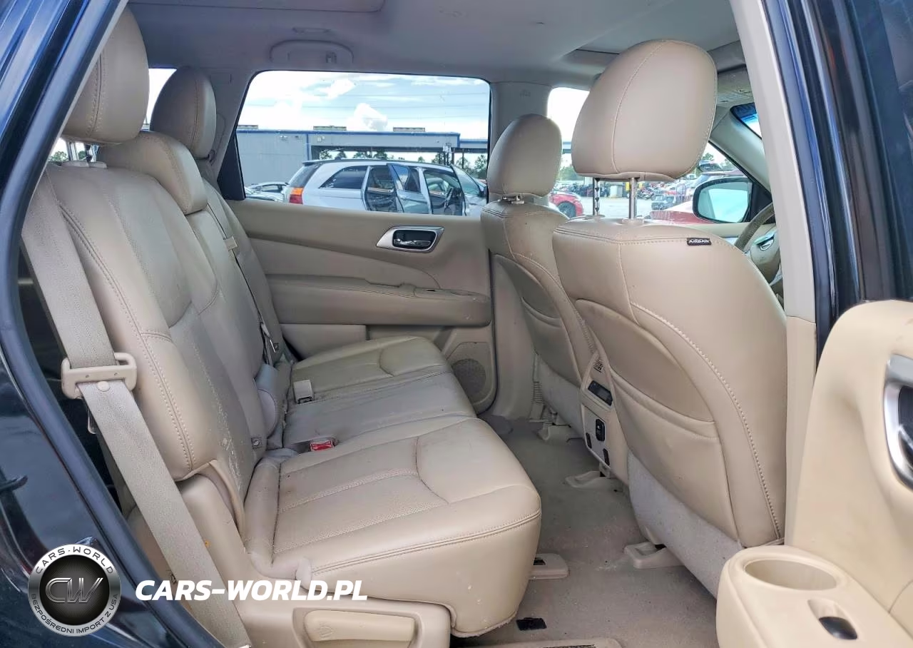 2015 Nissan Pathfinder Platinum VIN:5N1AR2MM8FC601713 - 11