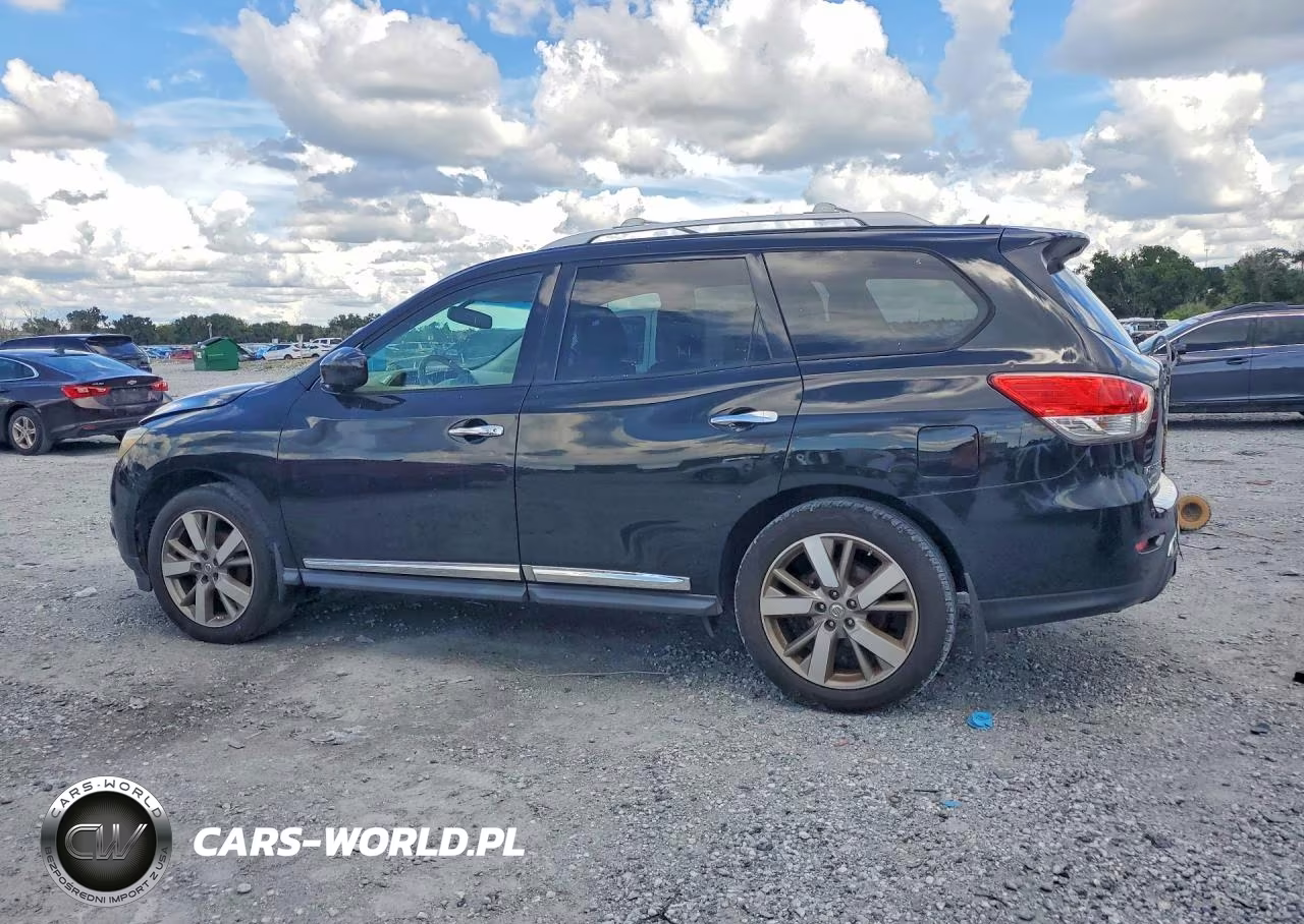 2015 Nissan Pathfinder Platinum VIN:5N1AR2MM8FC601713 - 2