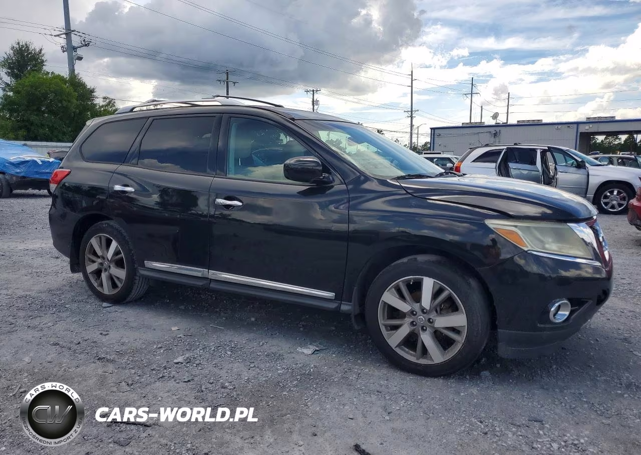 2015 Nissan Pathfinder Platinum VIN:5N1AR2MM8FC601713 - 4