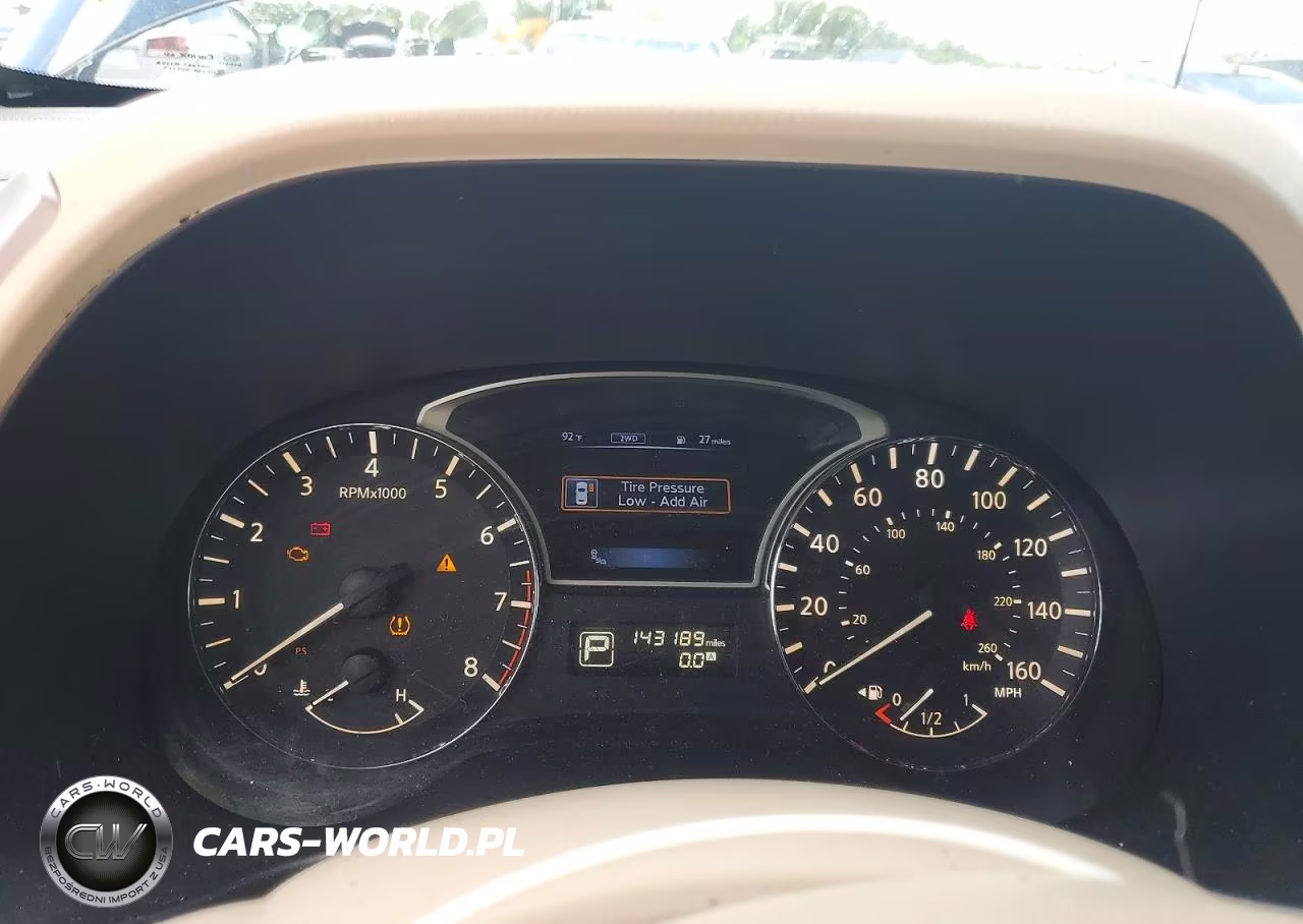 2015 Nissan Pathfinder Platinum VIN:5N1AR2MM8FC601713 - 9