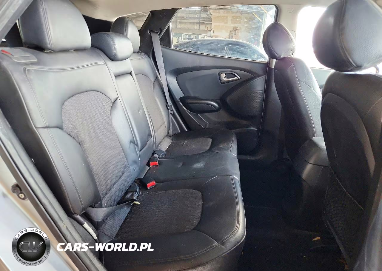 2010 Hyundai Tucson Gls VIN:KM8JUCACXAU053197 - 11