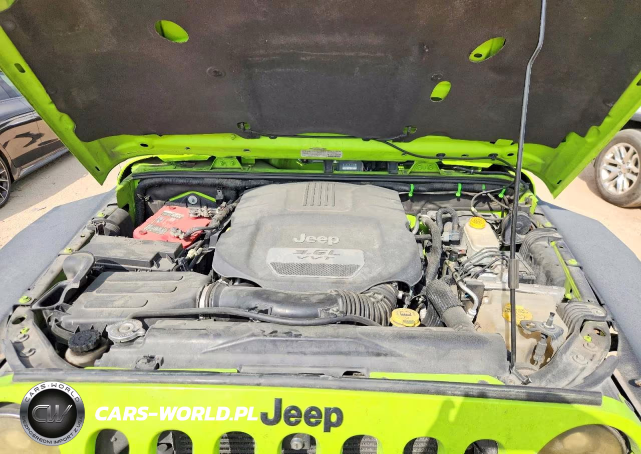 2013 Jeep Wrangler Unlimited Sahara VIN:1C4BJWEG0DL581650 - 11