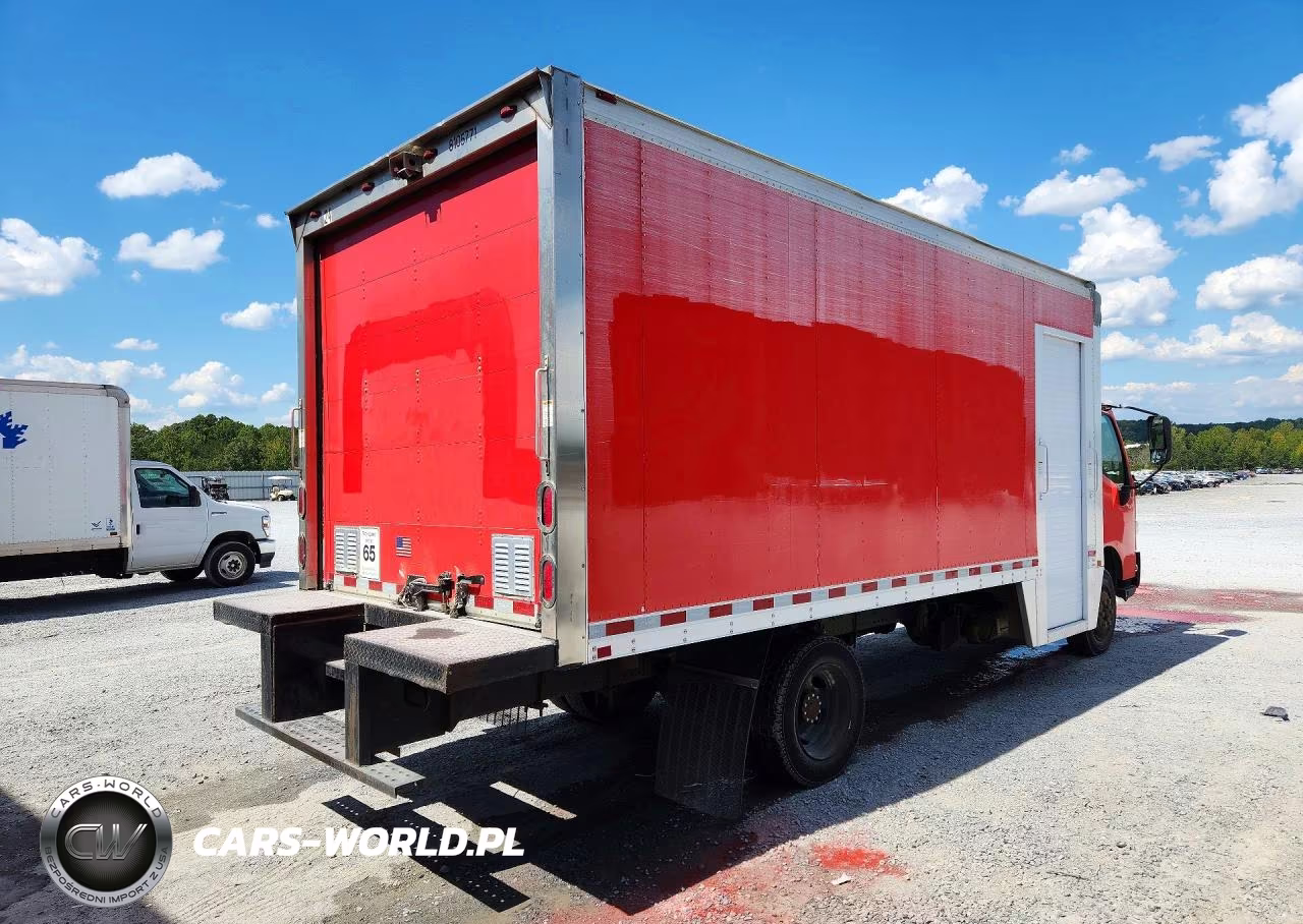 2017 Hino 195 Box Truck VIN:JHHSDM2H1HK005762 - 3
