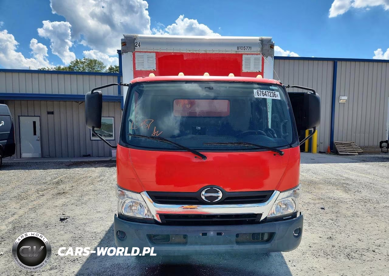 2017 Hino 195 Box Truck VIN:JHHSDM2H1HK005762 - 5