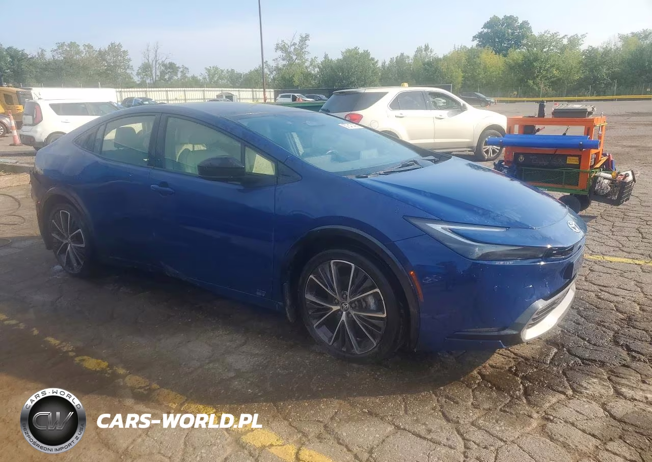 2024 Toyota Prius Xle VIN:JTDADABU7R3009496 - 4