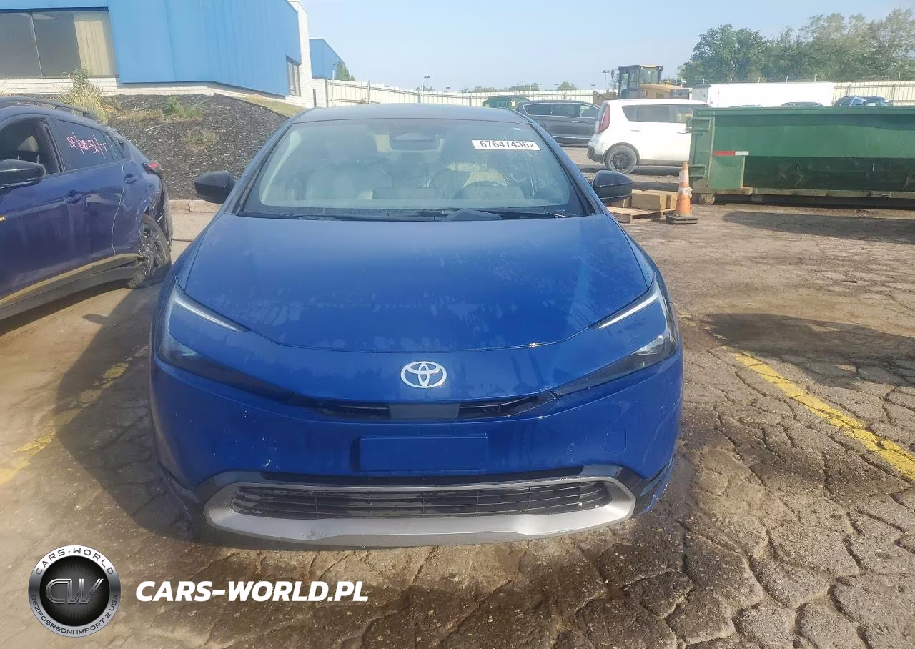 2024 Toyota Prius Xle VIN:JTDADABU7R3009496 - 5