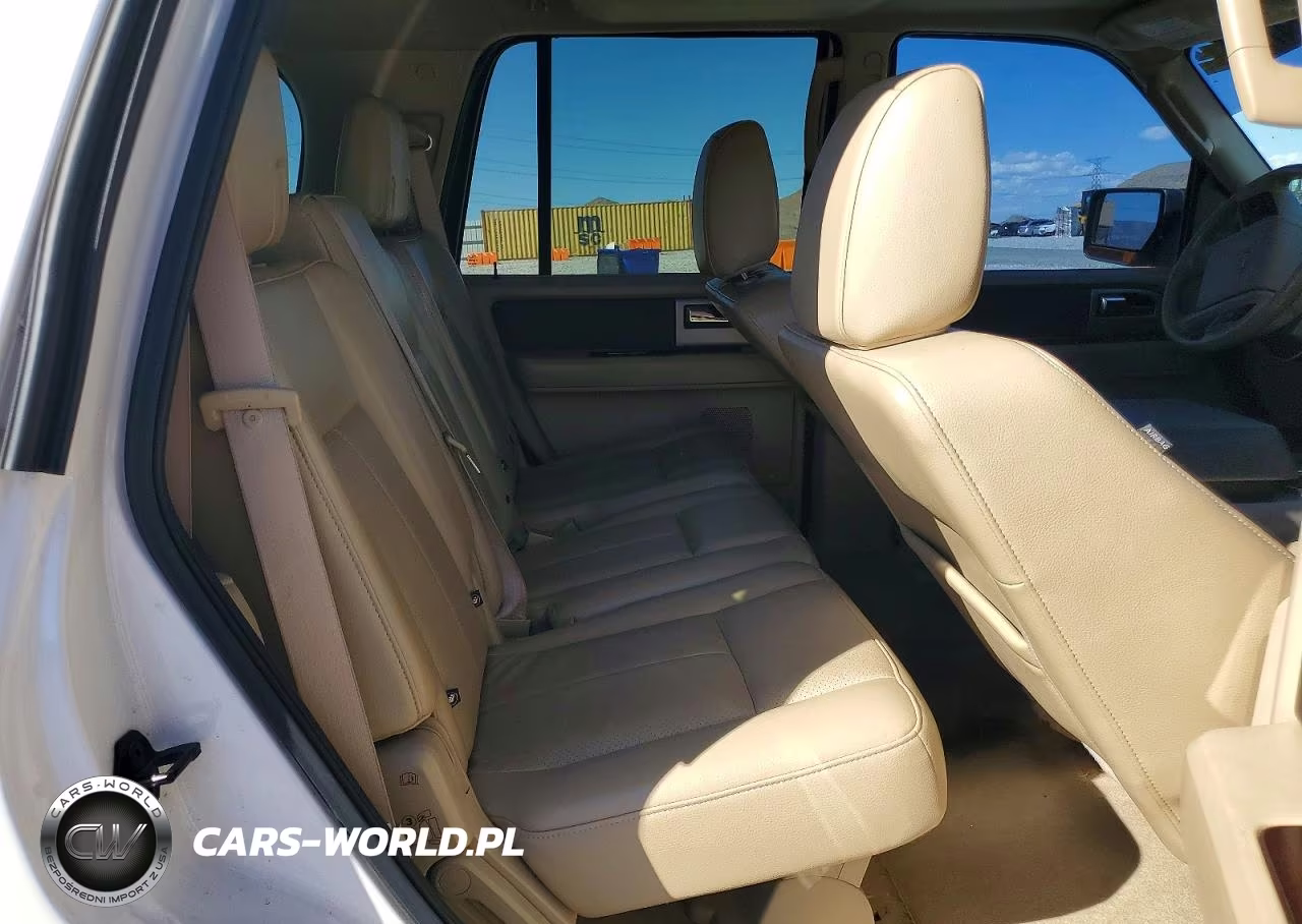 2011 Ford Expedition Xlt VIN:1FMJU1J52BEF38998 - 10