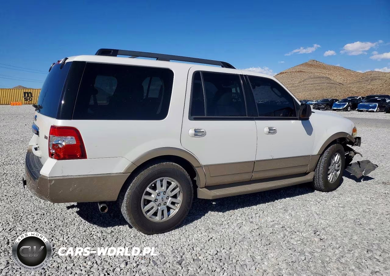 2011 Ford Expedition Xlt VIN:1FMJU1J52BEF38998 - 3