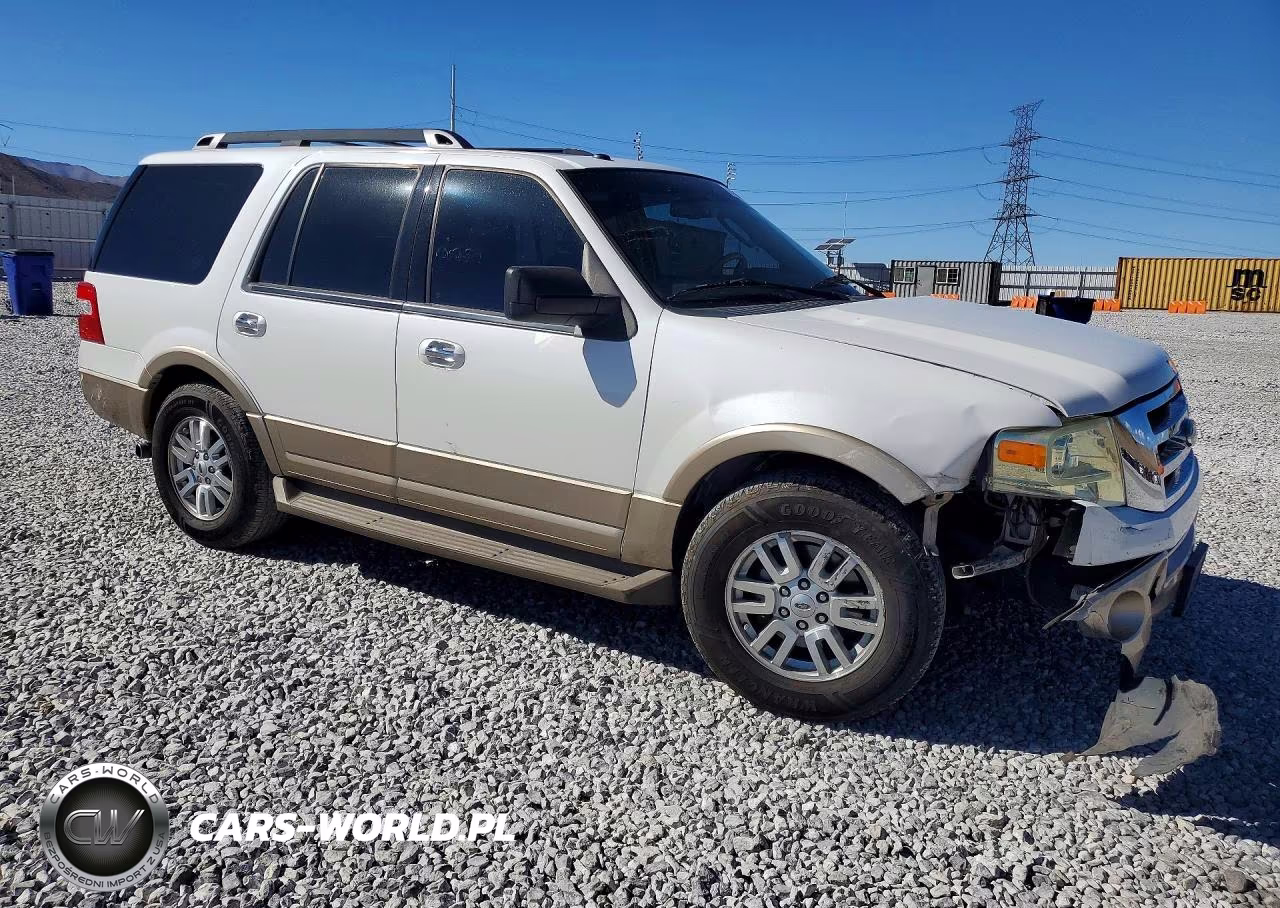 2011 Ford Expedition Xlt VIN:1FMJU1J52BEF38998 - 4