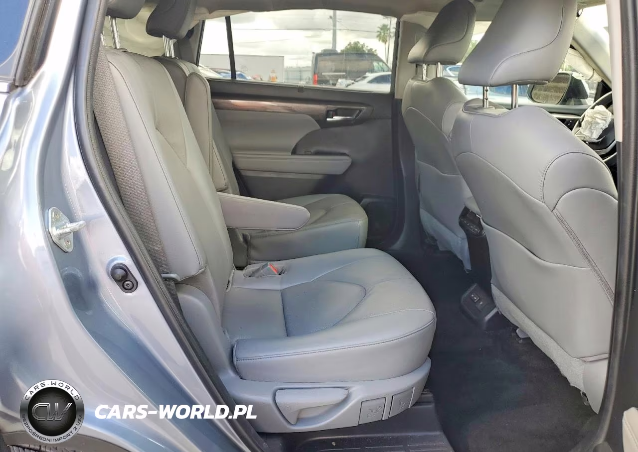2023 Toyota Highlander Limited VIN:5TDKDRAH3PS004461 - 11