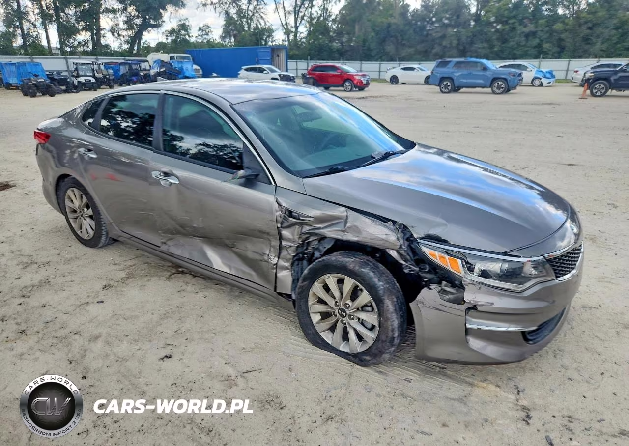 KIA OPTIMA VIN:5XXGT4L32JG251217 - 4