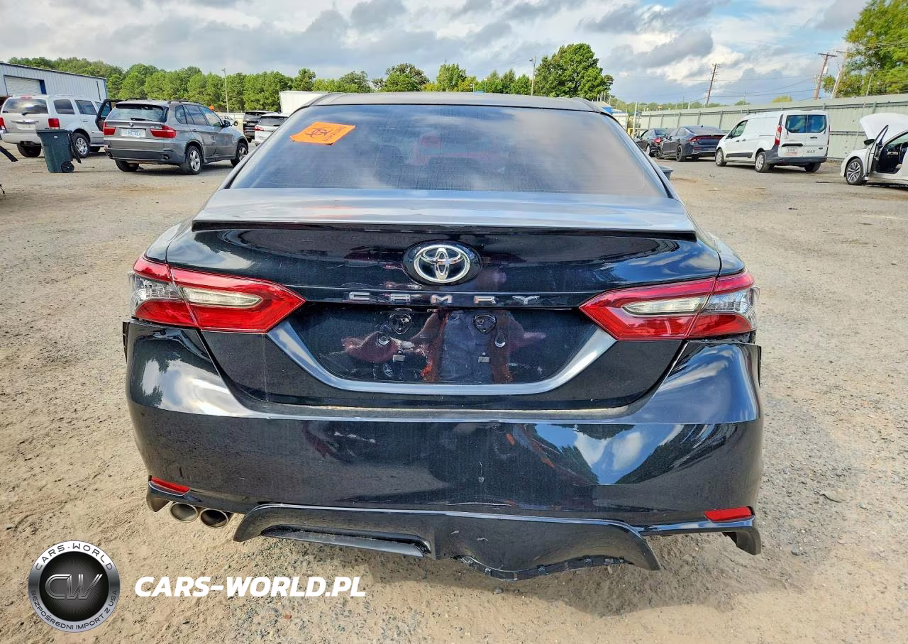 2018 Toyota Camry Le VIN:JTNB11HK4J3006185 - 6