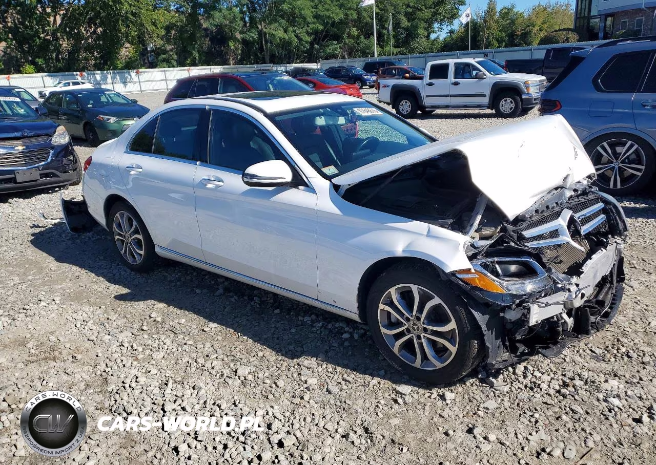 2018 Mercedes-Benz C 300 4Matic VIN:55SWF4KBXJU248790 - 4