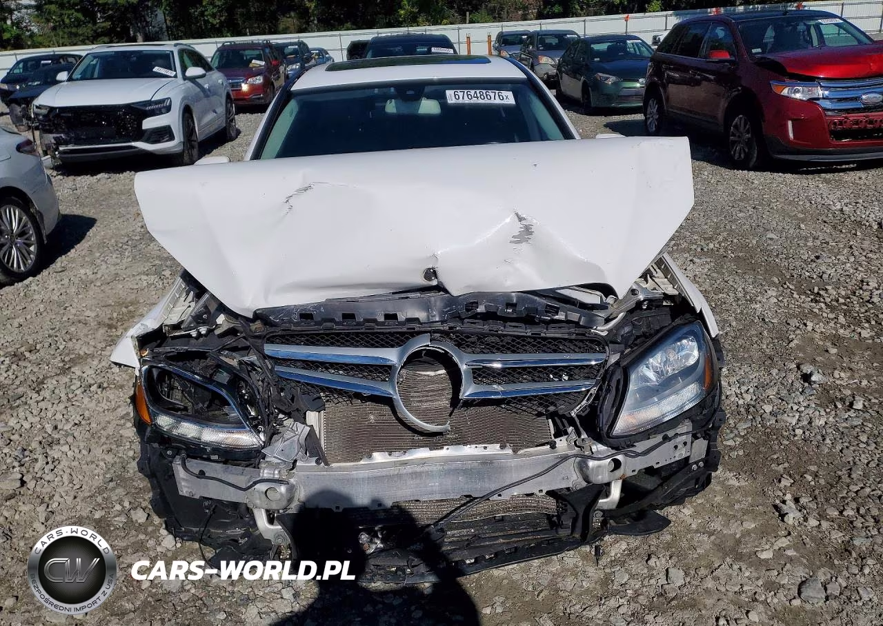 2018 Mercedes-Benz C 300 4Matic VIN:55SWF4KBXJU248790 - 5