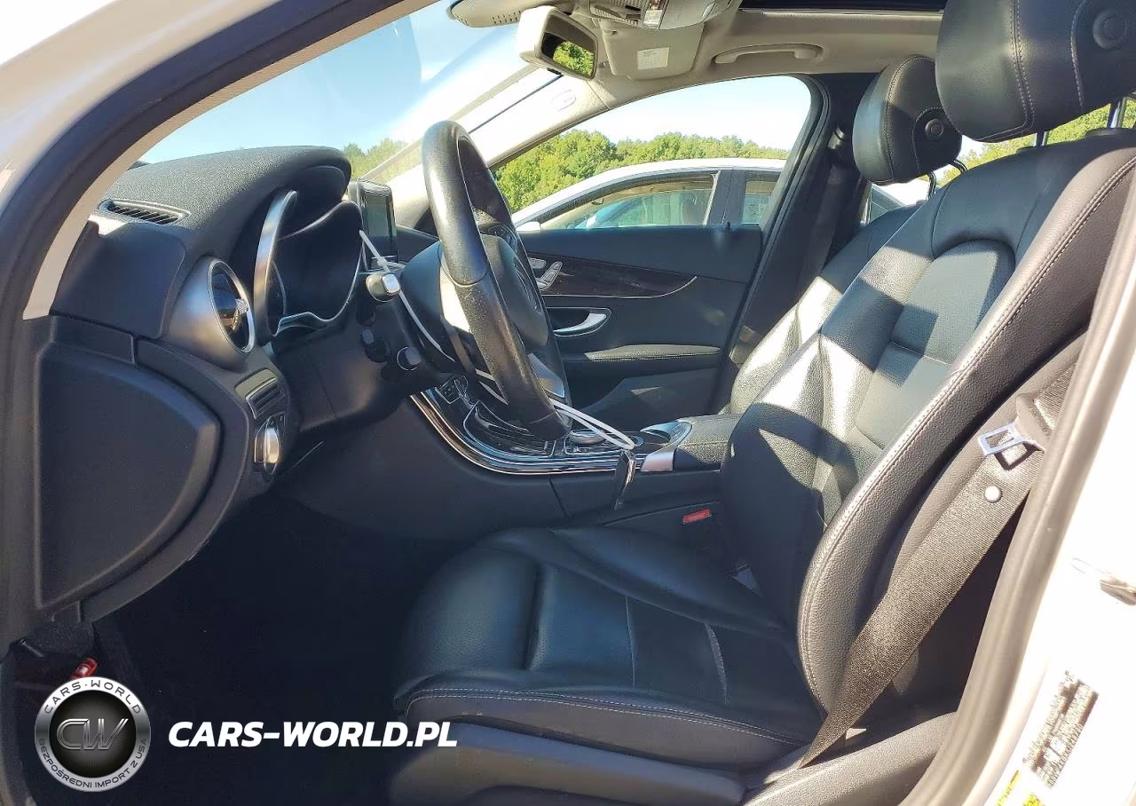 2018 Mercedes-Benz C 300 4Matic VIN:55SWF4KBXJU248790 - 7