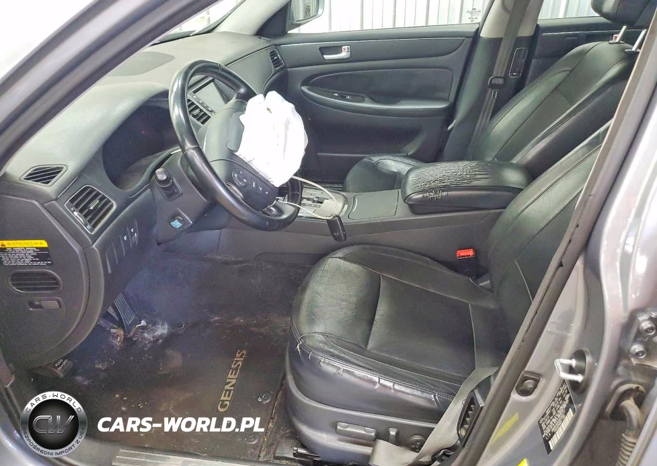 2014 Hyundai Genesis 3.8L VIN:KMHGC4DD0EU265717 - 7
