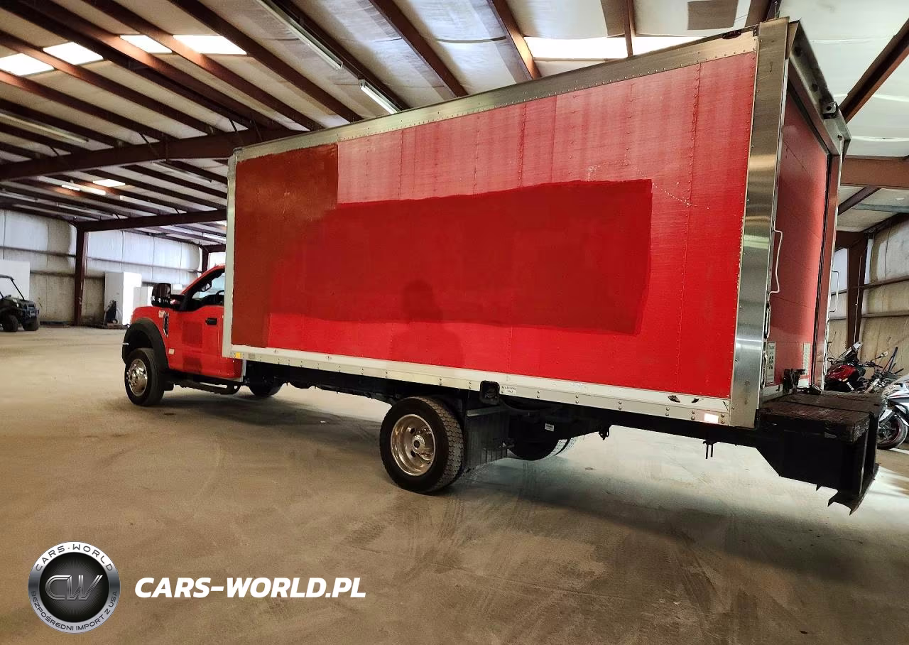 2017 Ford F550 Super Duty Box Truck VIN:1FDUF5GY8HED61169 - 2