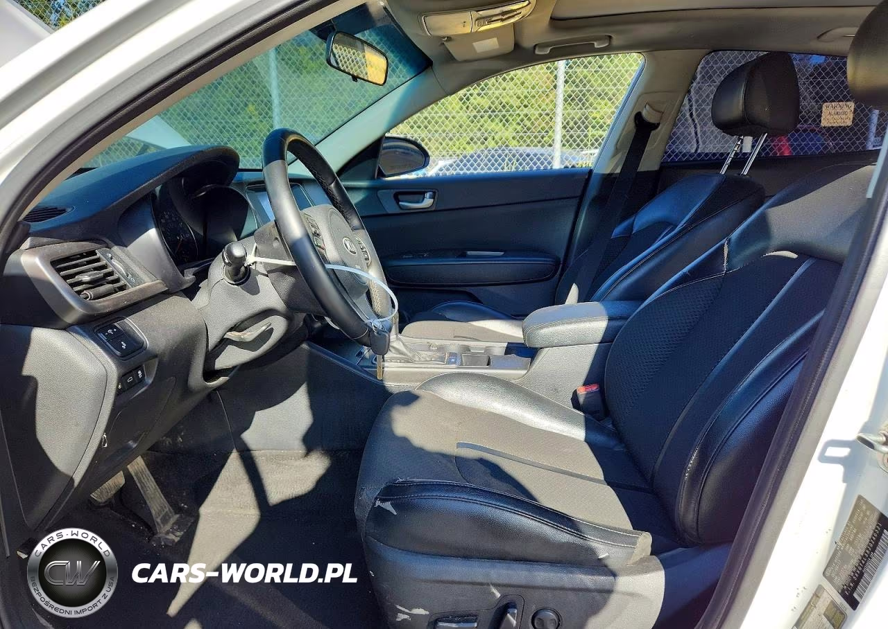2018 Kia Optima S VIN:5XXGT4L38JG240321 - 7