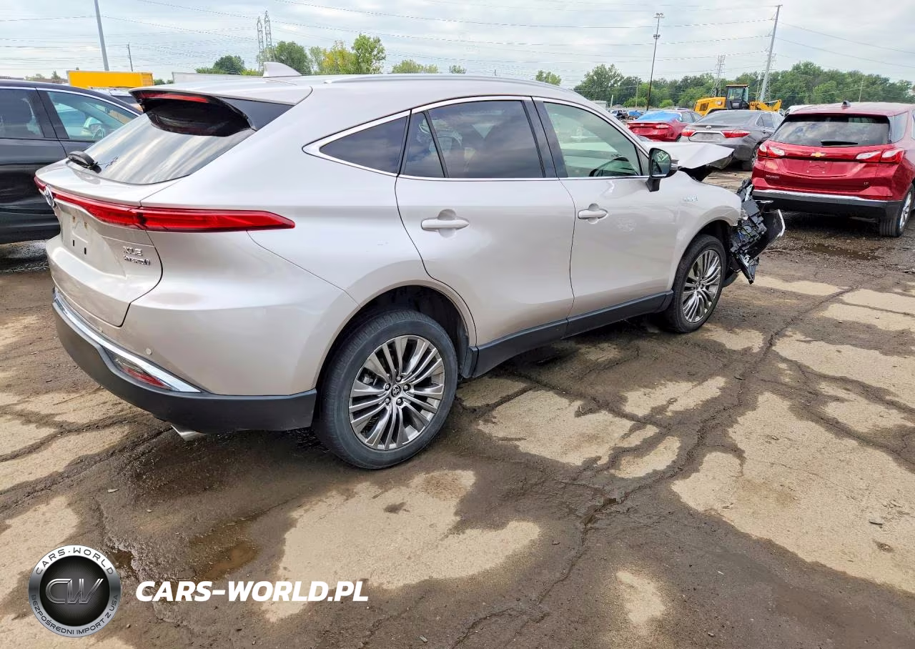 2021 Toyota Venza Xle VIN:JTEAAAAH9MJ053206 - 3