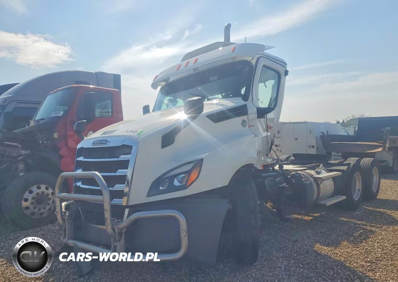 2020 Freightliner Cascadia 126 Semi Truck