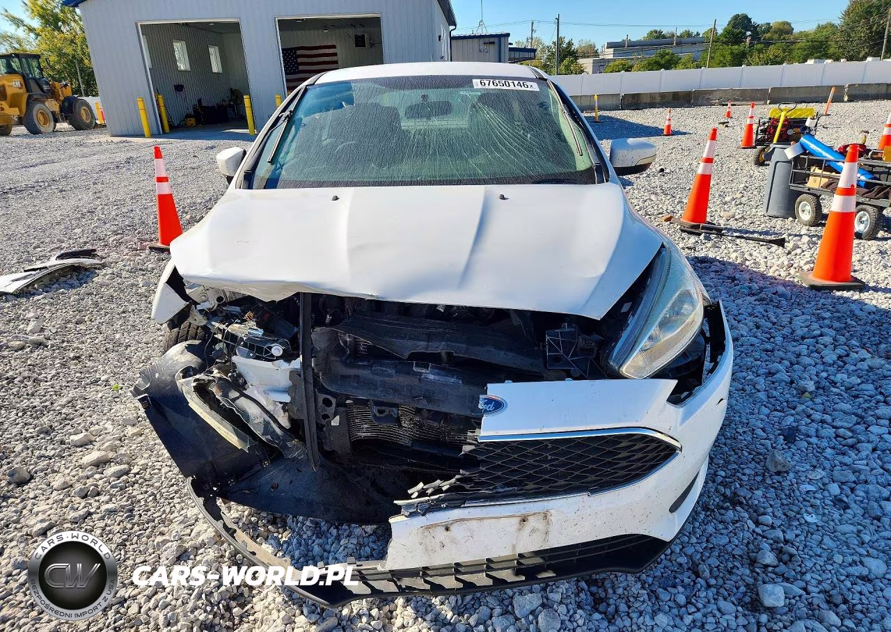 2016 Ford Focus Se VIN:1FADP3F29GL267031 - 5