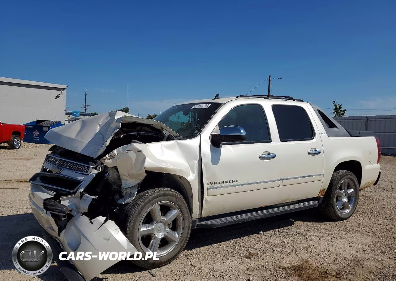 2011 Chevrolet Avalanche Ltz VIN:3GNTKGE35BG109434 - 1
