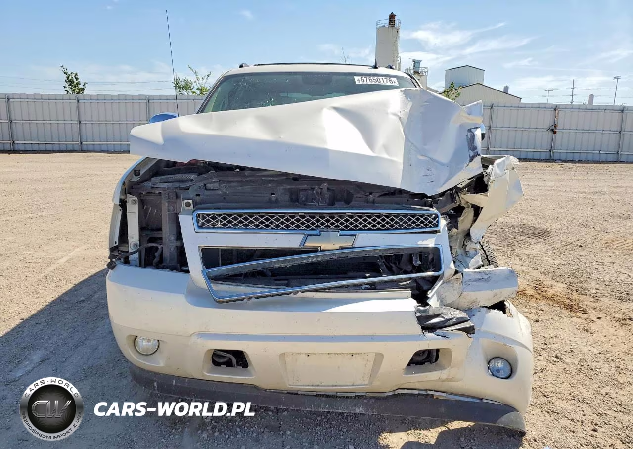 2011 Chevrolet Avalanche Ltz VIN:3GNTKGE35BG109434 - 5