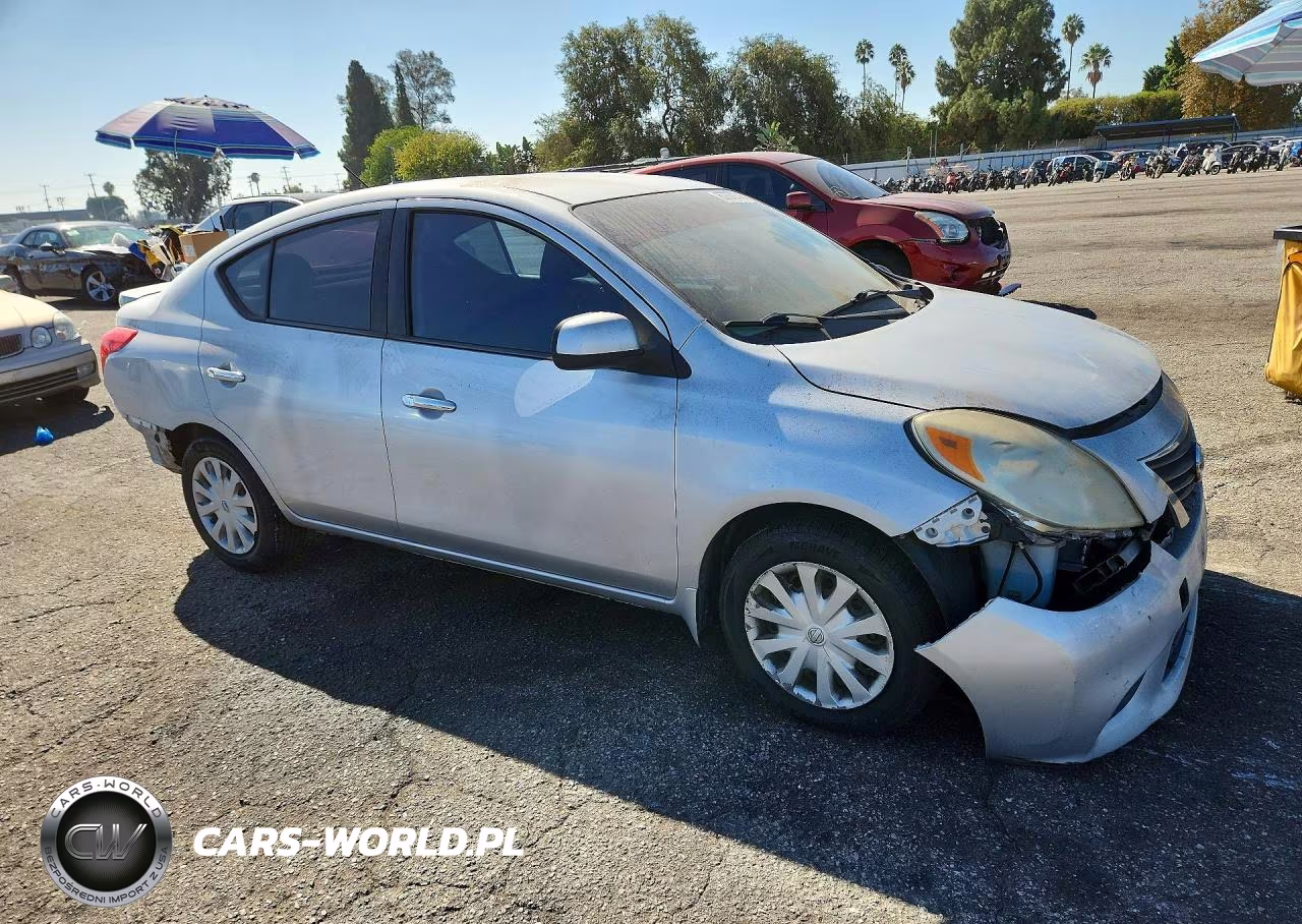 2013 Nissan Versa 1.6 S VIN:3N1CN7AP0DL839208 - 4