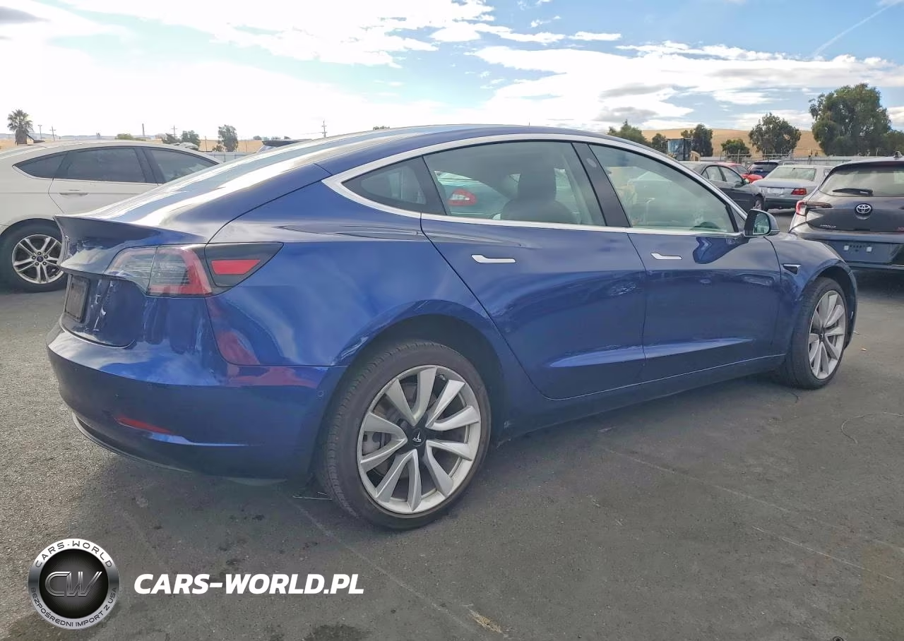 2020 Tesla Model 3 VIN:5YJ3E1EAXLF708851 - 3