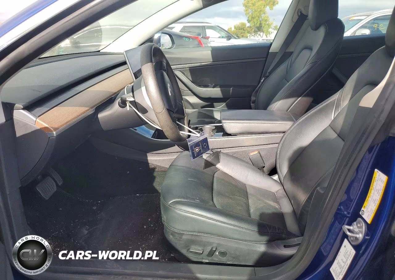 2020 Tesla Model 3 VIN:5YJ3E1EAXLF708851 - 7