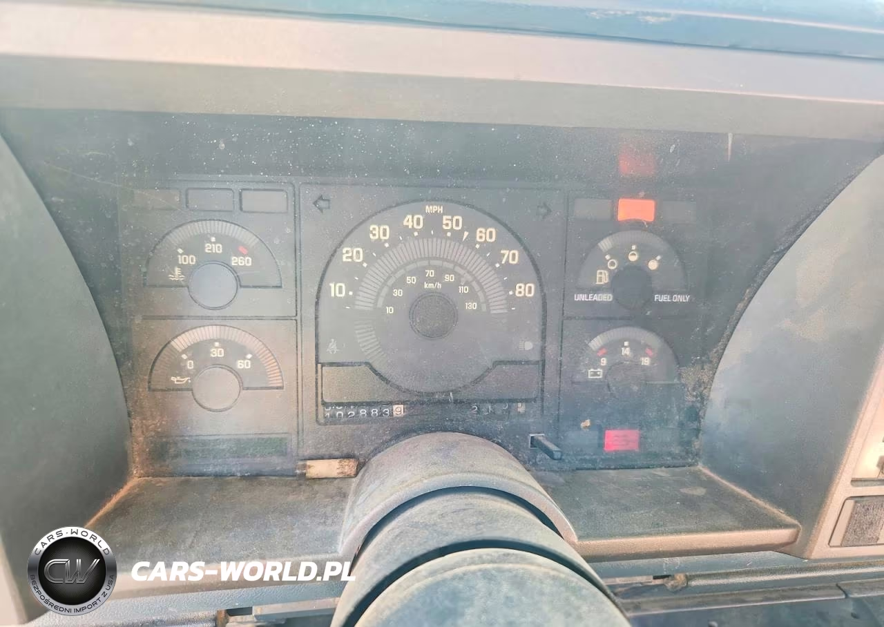 1990 GMC Sierra K2500 VIN:1GTFK24K0LZ510408 - 9
