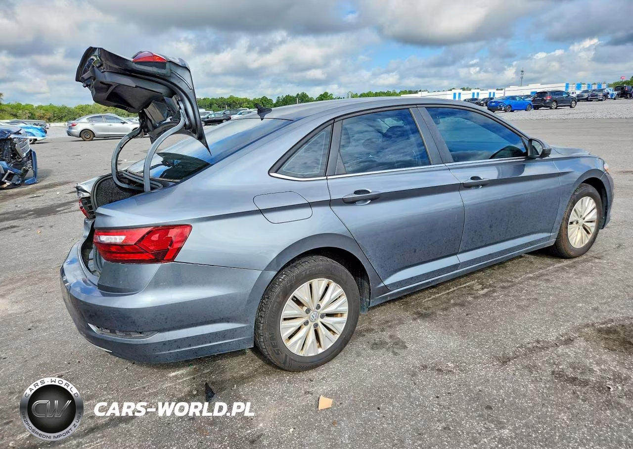 2020 Volkswagen Jetta S VIN:3VWN57BUXLM101321 - 3