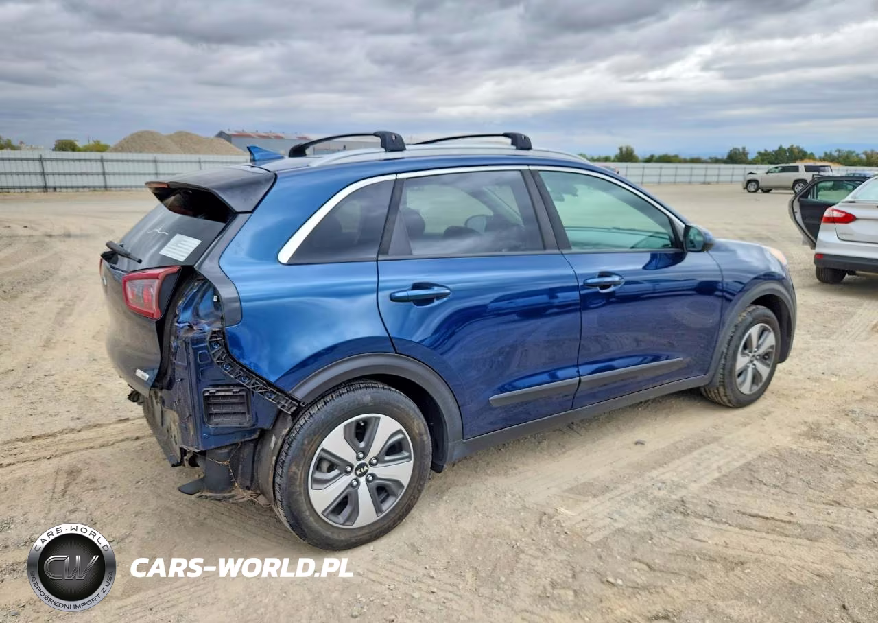 2018 Kia Niro Lx VIN:KNDCB3LC1J5200758 - 3