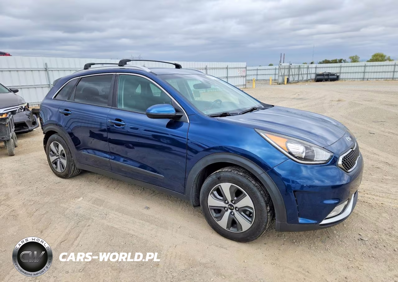2018 Kia Niro Lx VIN:KNDCB3LC1J5200758 - 4