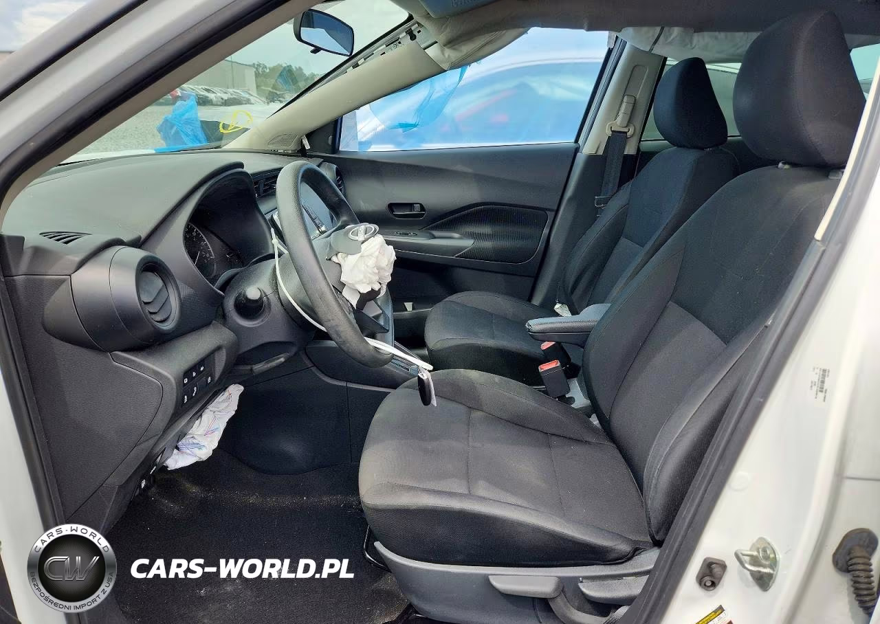 2023 Nissan Kicks S VIN:3N1CP5BVXPL550918 - 7