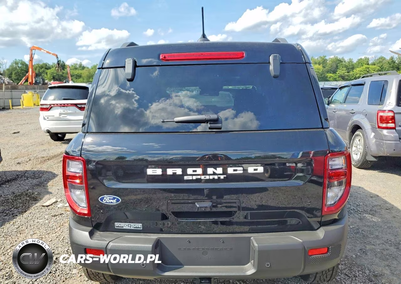 2026 Ford Bronco Sport Badlands VIN:3FMCR9DAXTRE82745 - 6