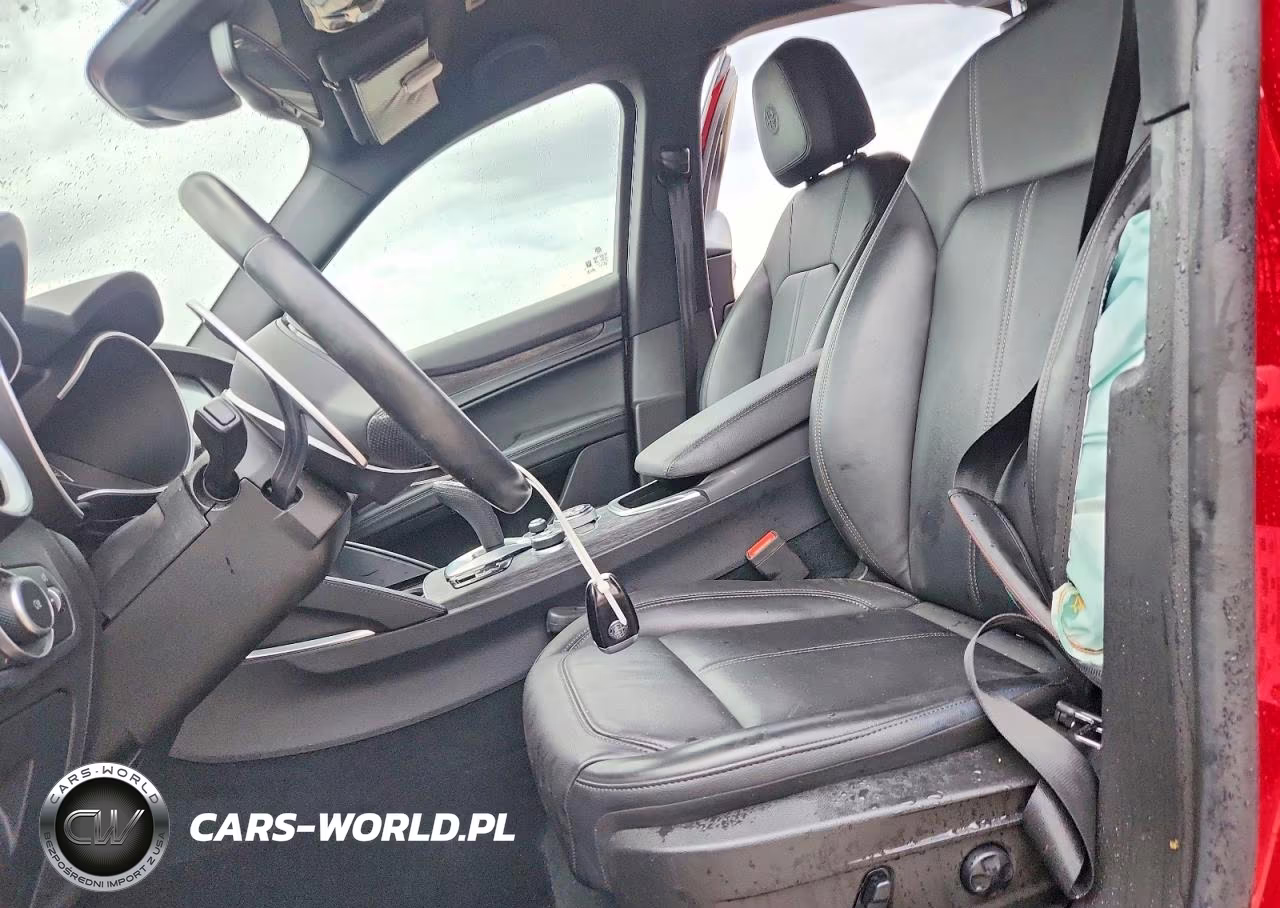 2022 Alfa Romeo Stelvio VIN:ZASPAJAN5N7D39192 - 7