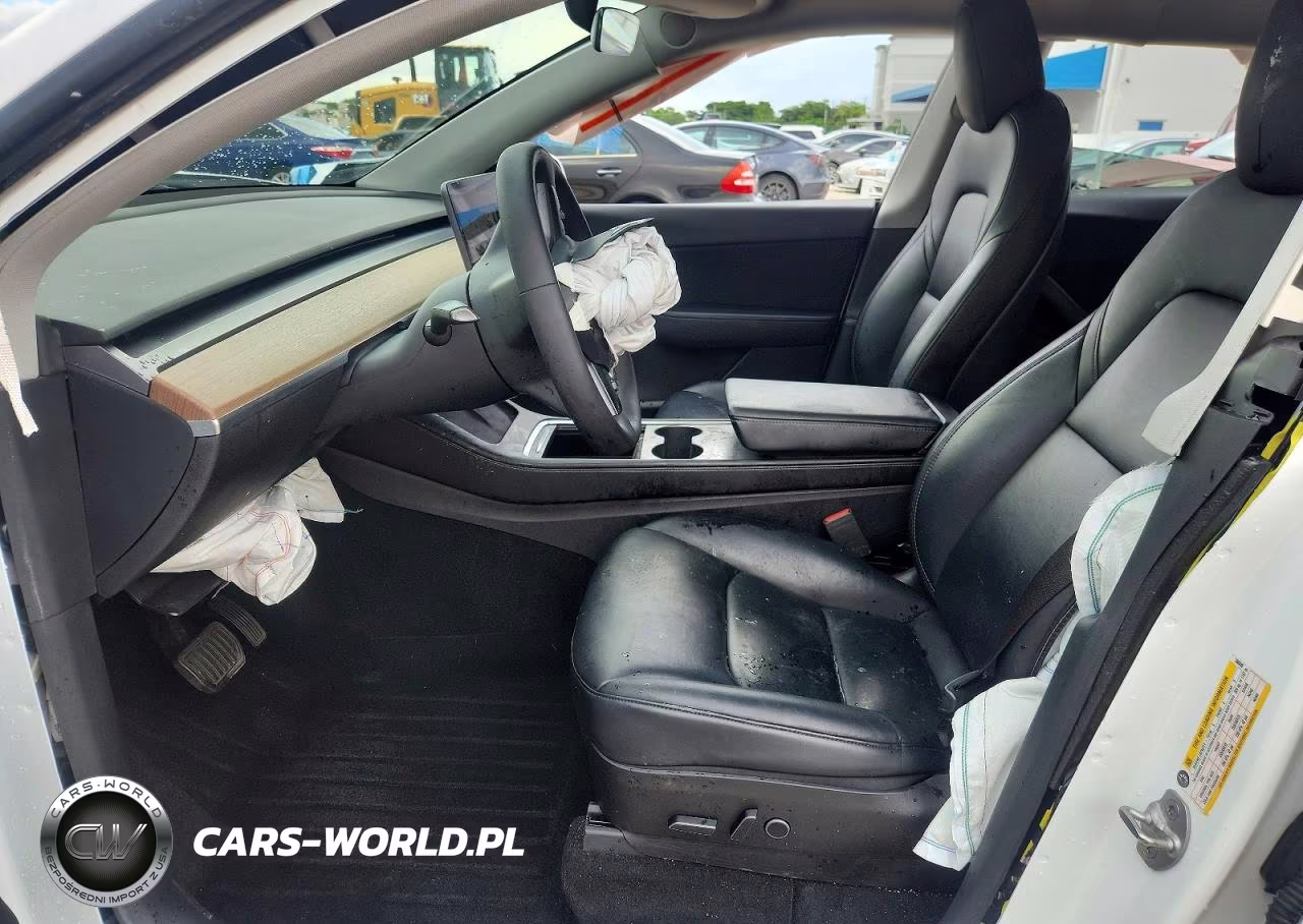 2022 Tesla Model Y VIN:7SAYGDEE5NF356840 - 7