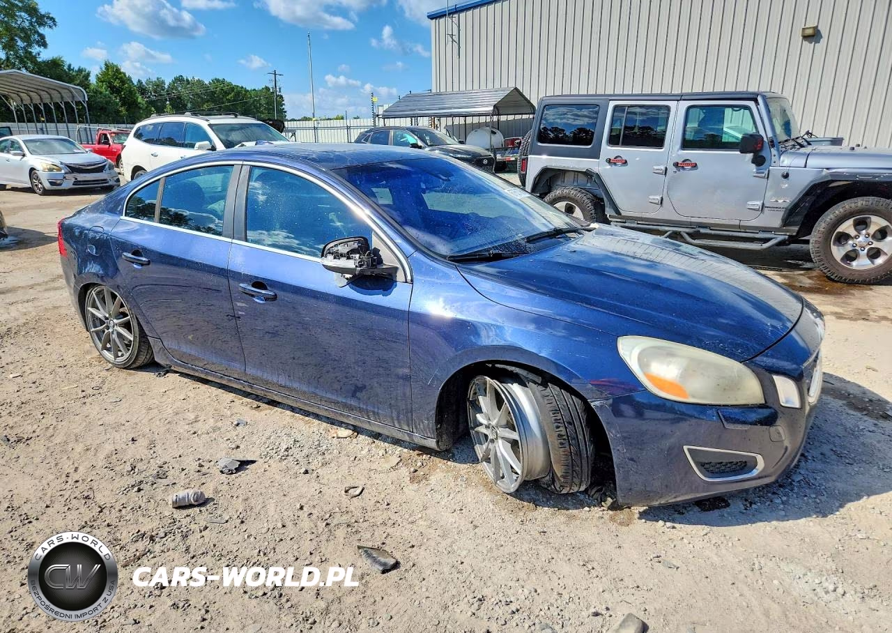 2013 Volvo S60 T5 VIN:YV1612FS0D2181505 - 4