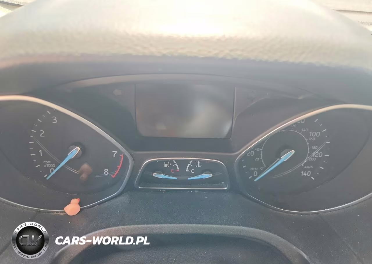 2016 Ford Focus Se VIN:1FADP3F26GL237761 - 9