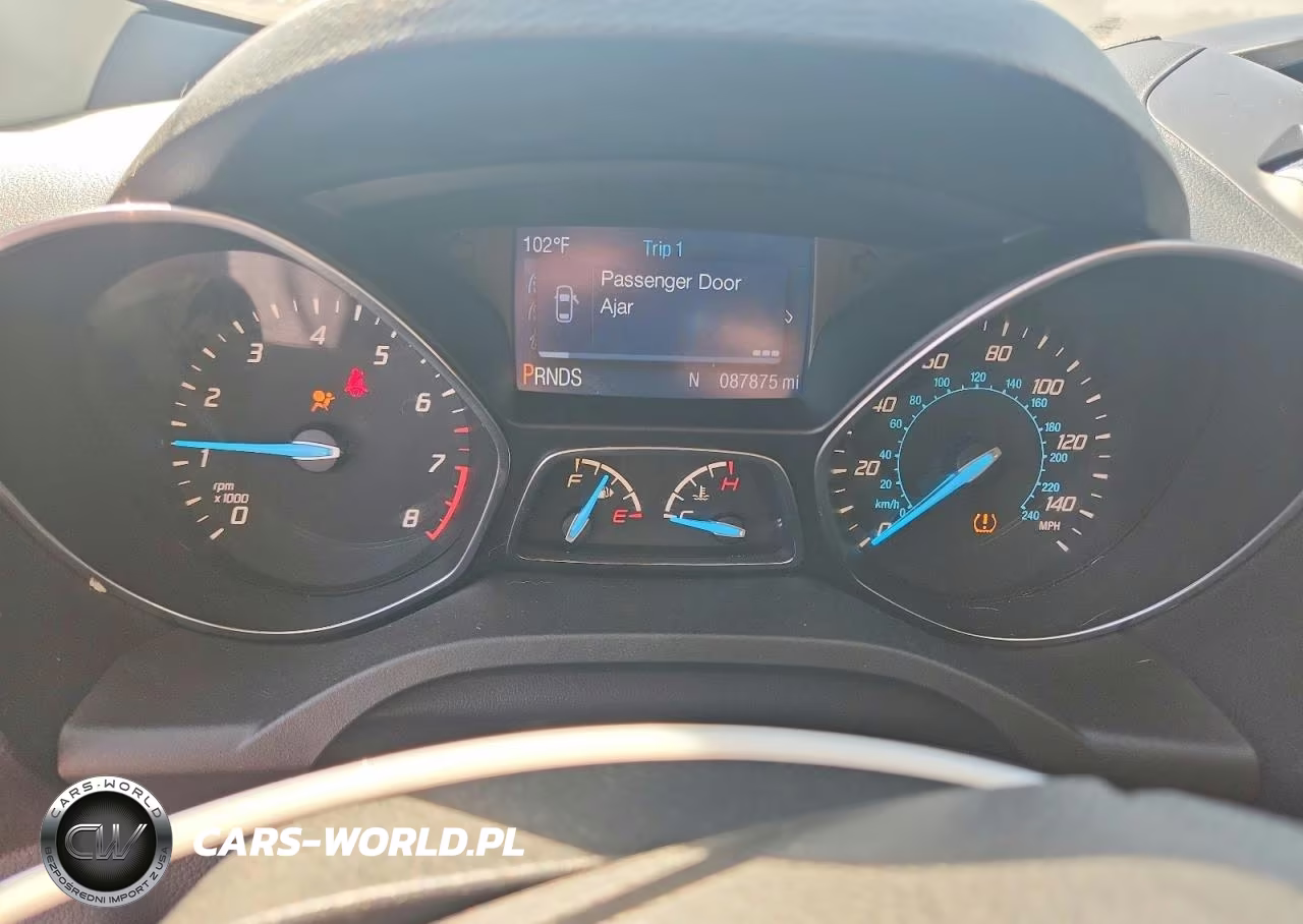 2015 Ford Escape Se VIN:1FMCU9G99FUC75213 - 9