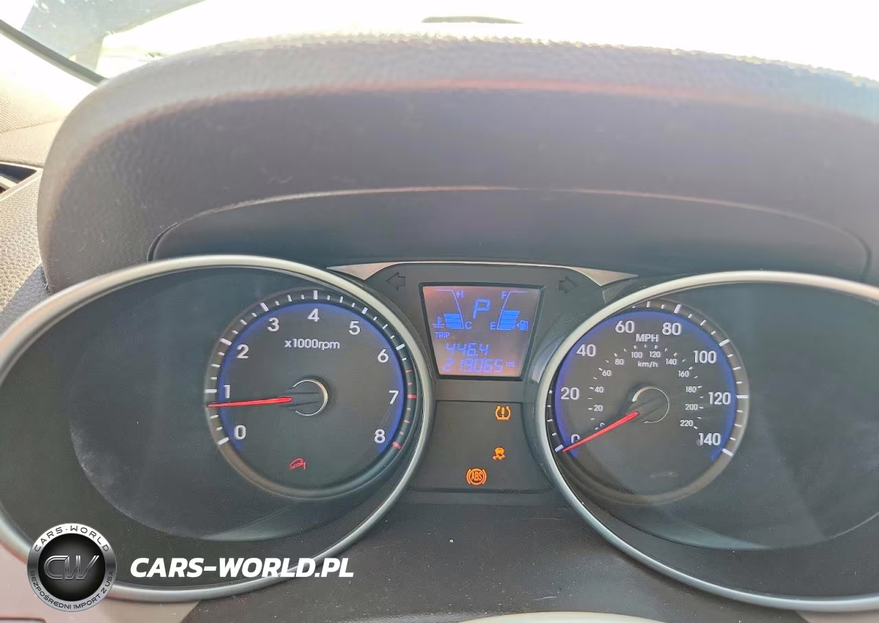 2012 Hyundai Tucson Gls VIN:KM8JU3AC5CU340031 - 9